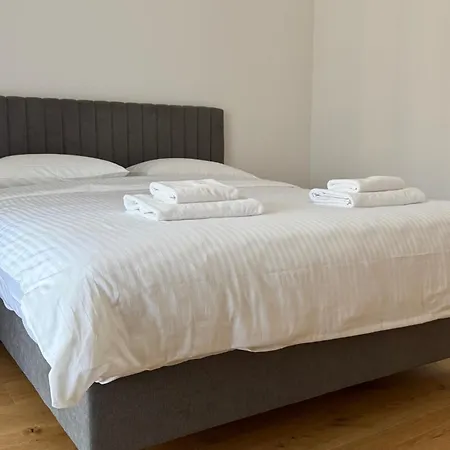 Luxury Two-bedroom Waves Daire Saraybosna