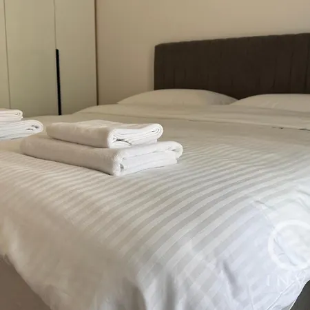 Daire Luxury Two-bedroom Waves *